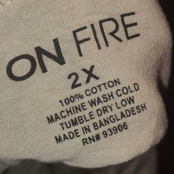 Ripped tshirts - Picture 4 of 4